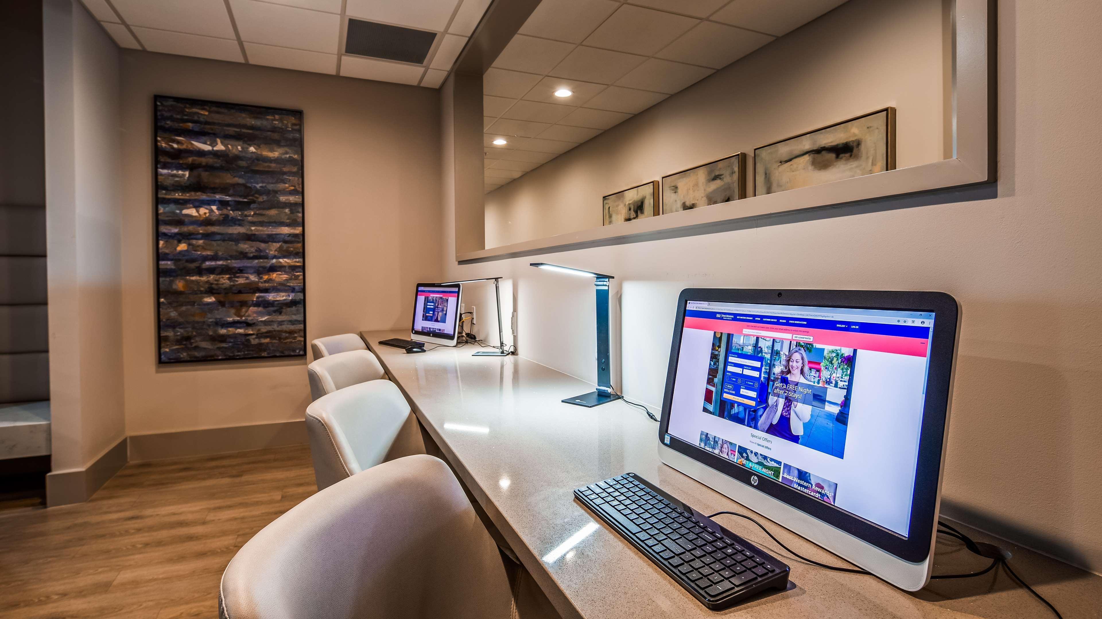 Wyndham Garden Katy Hotel Ngoại thất bức ảnh