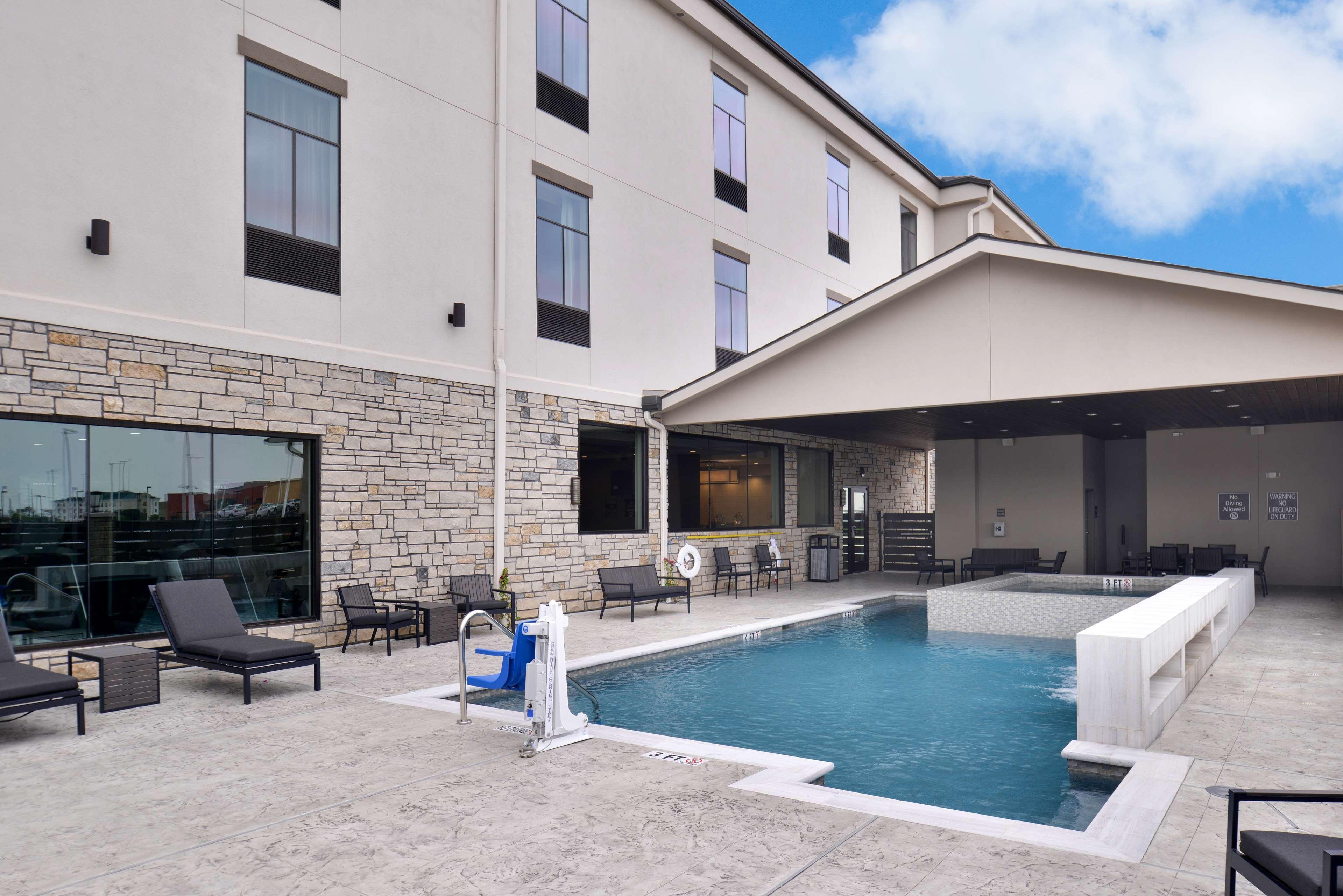 Wyndham Garden Katy Hotel Ngoại thất bức ảnh